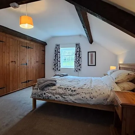 2 Bed Barn In North York Moors National Park